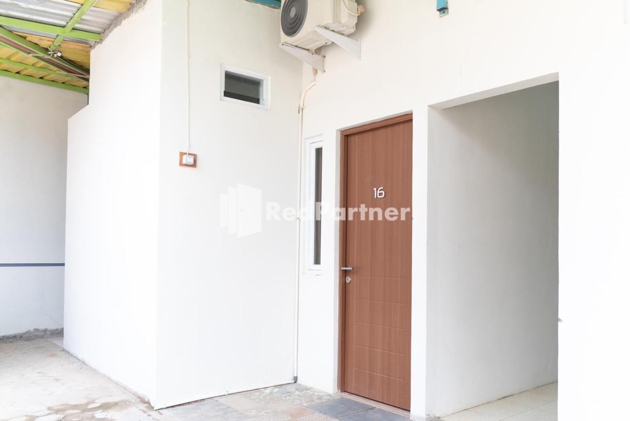 Wisma Narada 2 Lampung Mitra Reddoorz Bandar Lampung Exterior foto